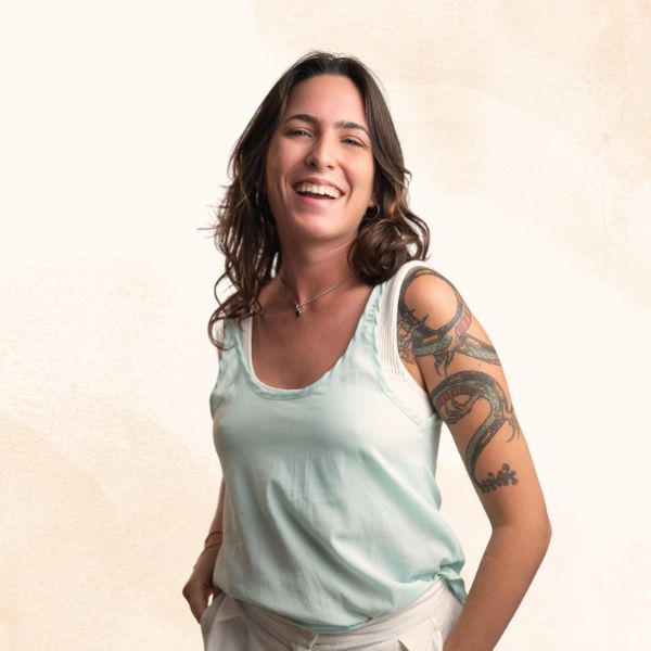 MARIA VICTORIA CIS